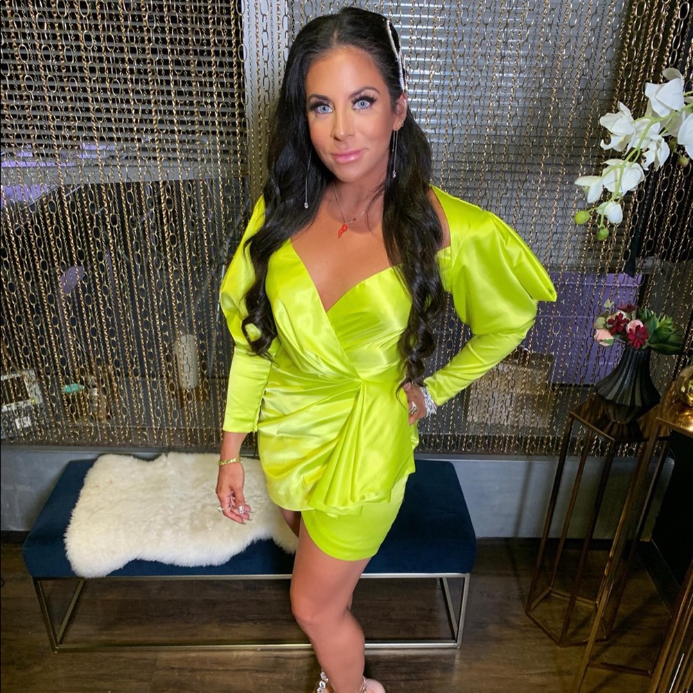 House of CB neon green blashes reunion dress!